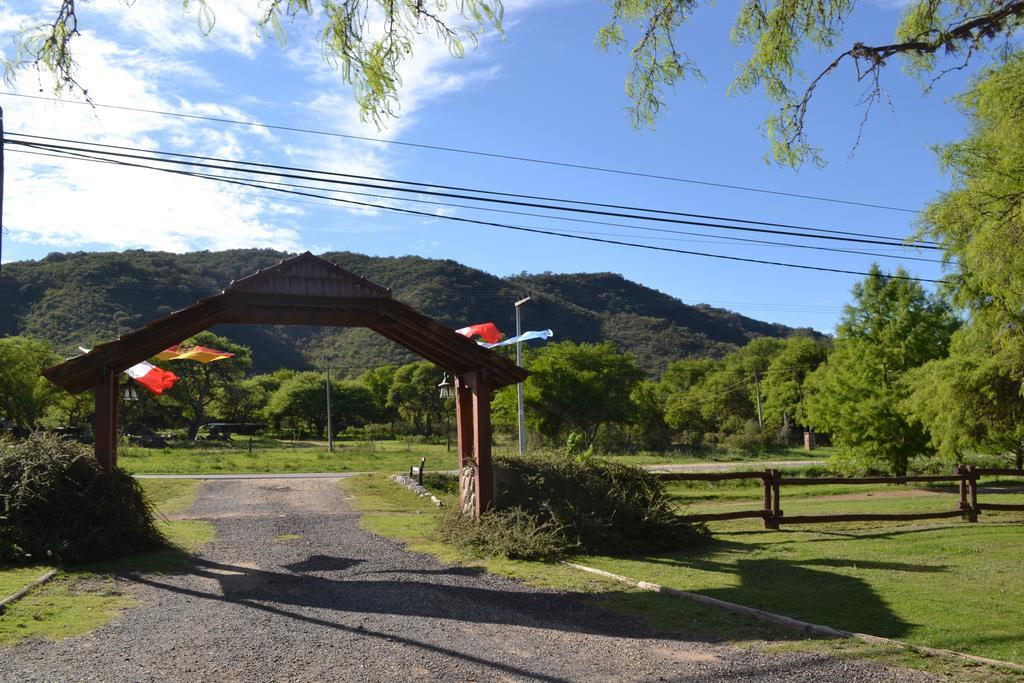 Cabanas Los Algarrobos Villa General Belgrano Εξωτερικό φωτογραφία
