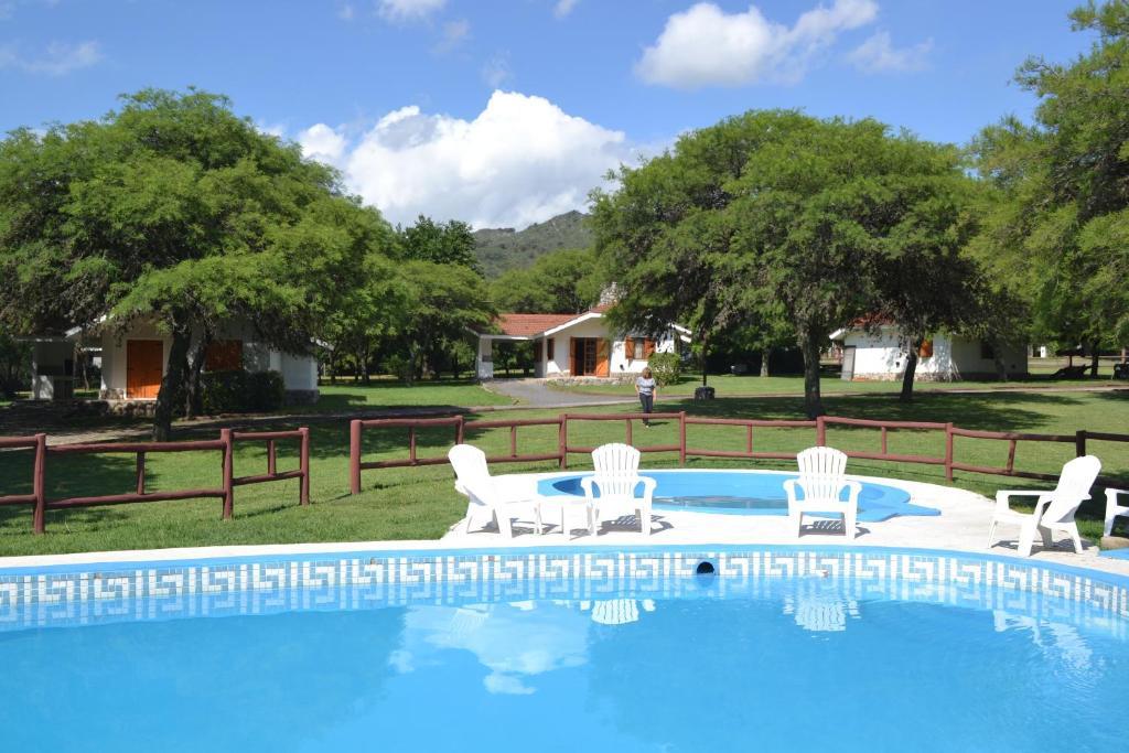 Cabanas Los Algarrobos Villa General Belgrano Εξωτερικό φωτογραφία