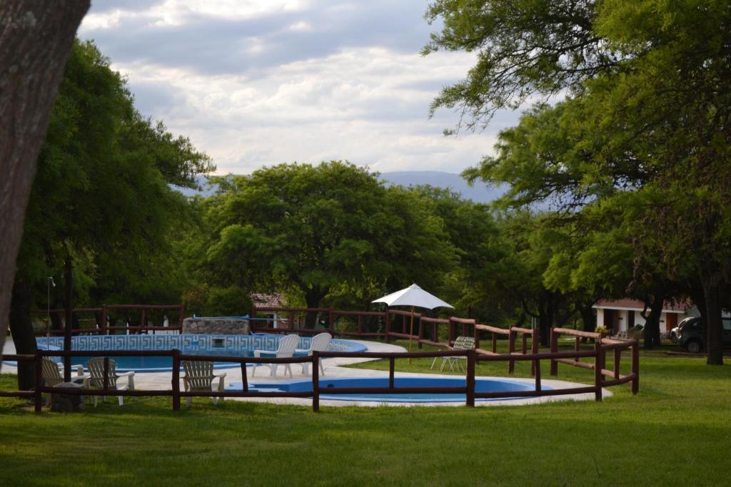 Cabanas Los Algarrobos Villa General Belgrano Εξωτερικό φωτογραφία