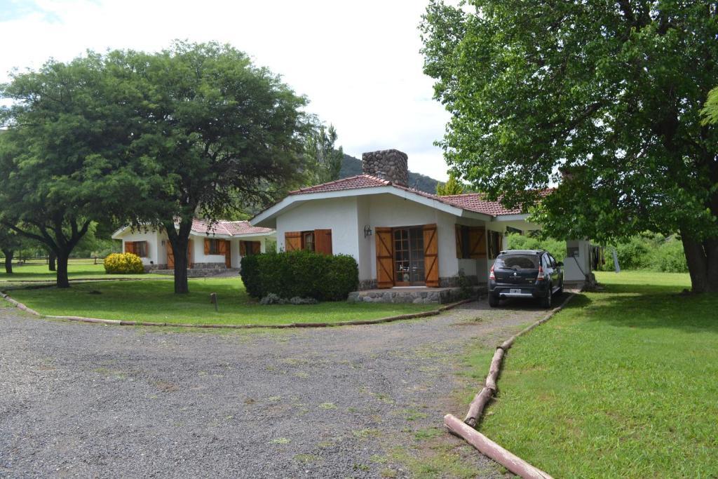 Cabanas Los Algarrobos Villa General Belgrano Δωμάτιο φωτογραφία