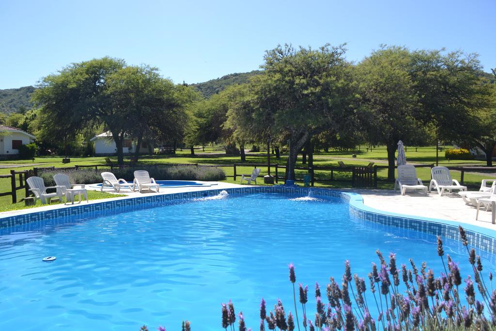 Cabanas Los Algarrobos Villa General Belgrano Εξωτερικό φωτογραφία